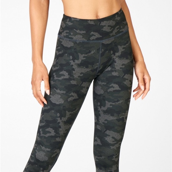 Fabletics Define Powerhold high waisted leggings - Picture 3 of 4
